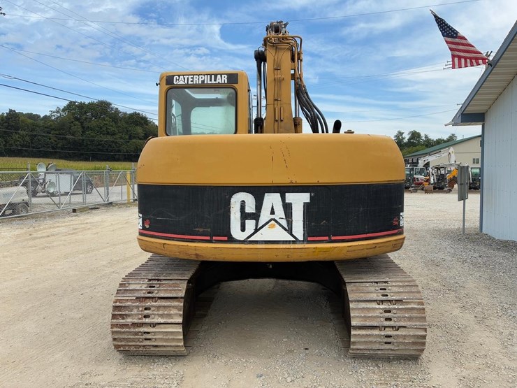 2004-caterpillar-311c-image-4