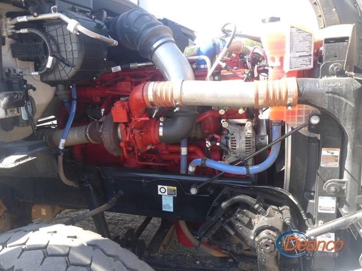 2024-kenworth-t880-image-15