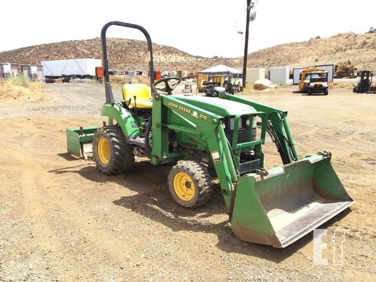 john-deere-lv2210-22501-image-2