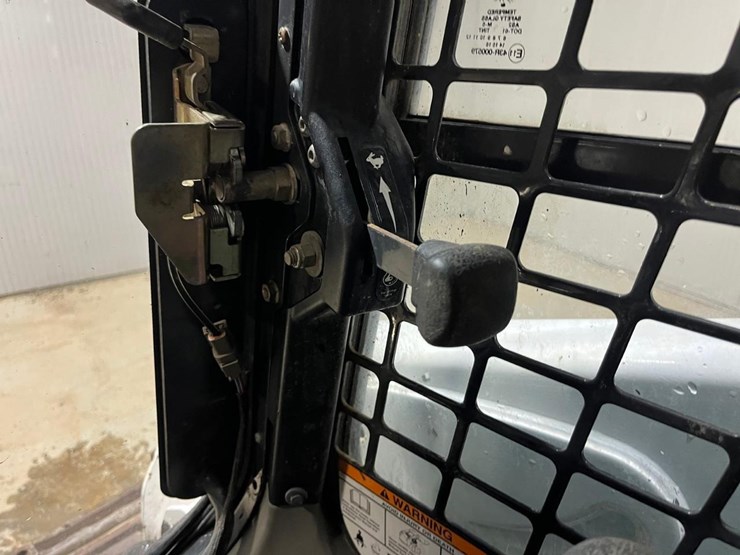 bobcat-t590-image-26
