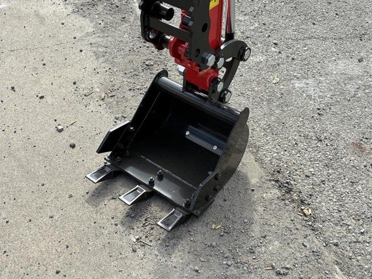 2025-vicsec-vc13-hydraulic-excavator-image-9