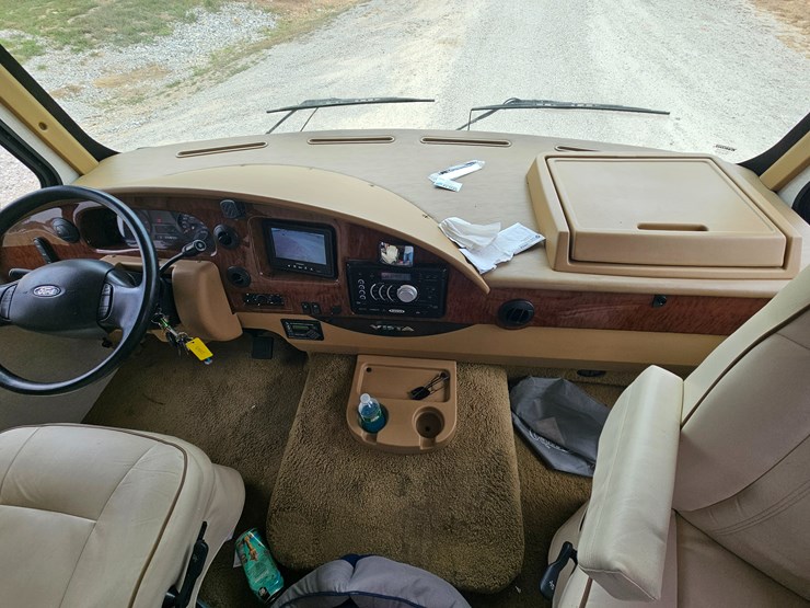 #21543-•-2014-ford-f53-motorhome-image-36