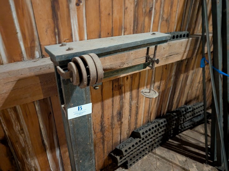 #3037-•-antique-scale-image-2