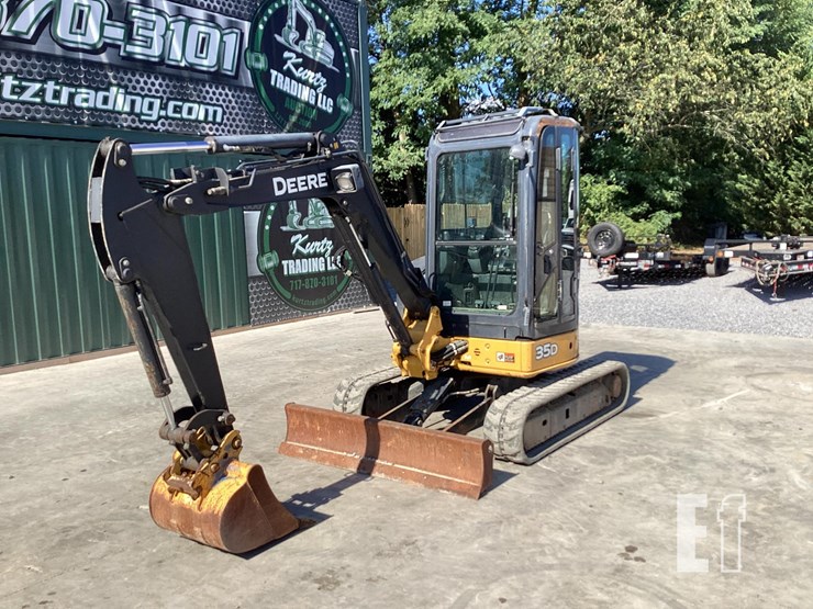 2007-deere-35d-image-8