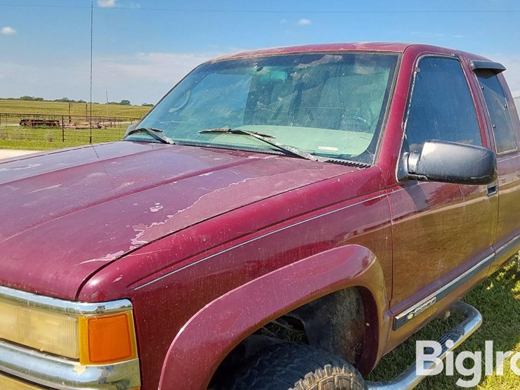 1995-chevrolet-k2500-image-13