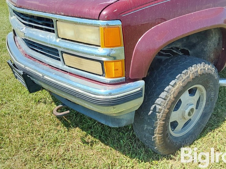 1995-chevrolet-k2500-image-11