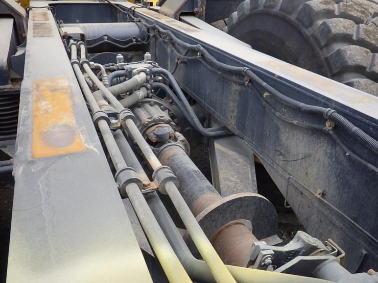 2016-komatsu-hm400-5-image-25
