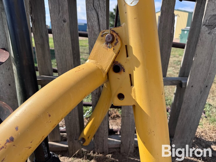12"-3-pt-post-hole-digger-image-8