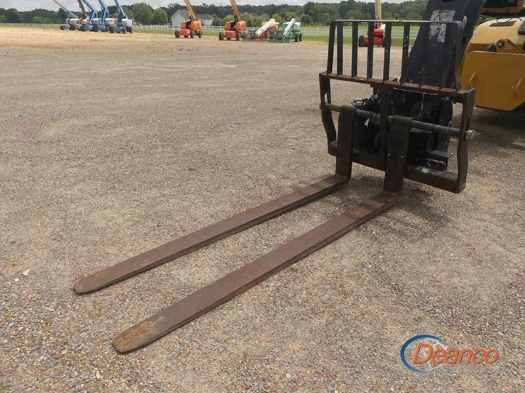 2015-caterpillar-tl943c-image-6