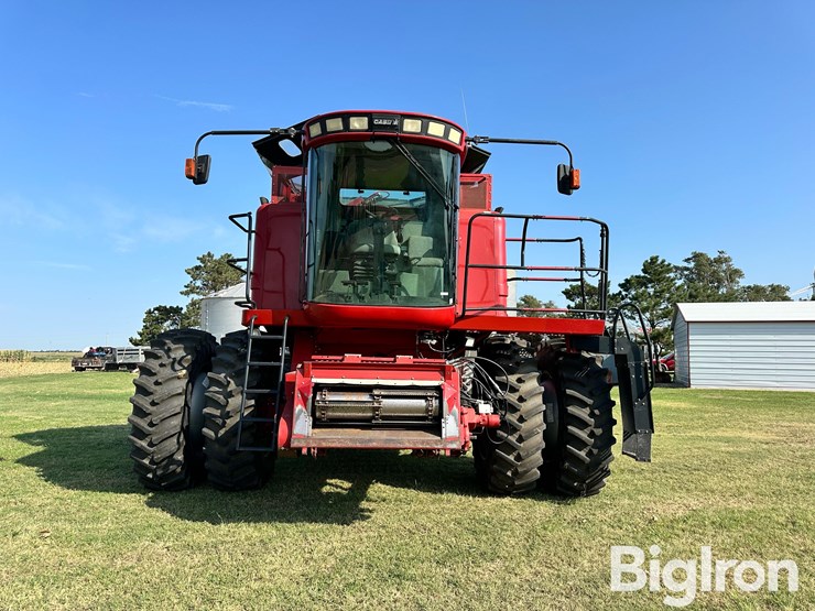 2008-case-ih-2588-image-2