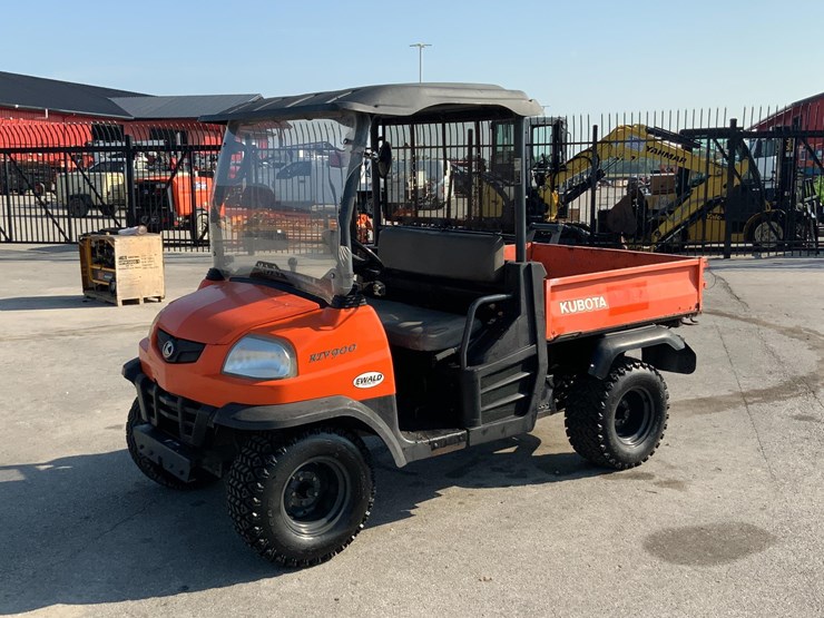 2001-kubota-rtv900-image-1