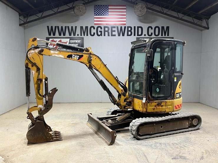 caterpillar-303-image-1