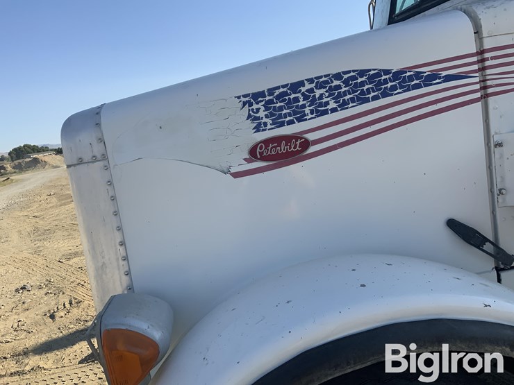 1995-peterbilt-357-image-12