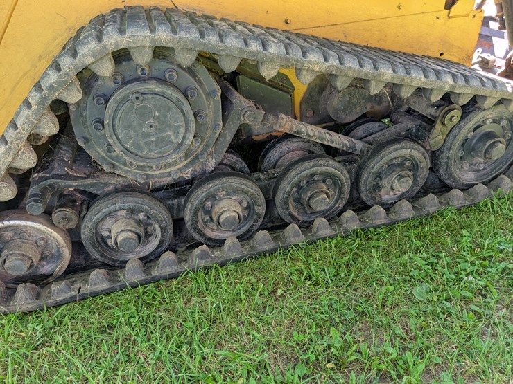 caterpillar-257d-image-10