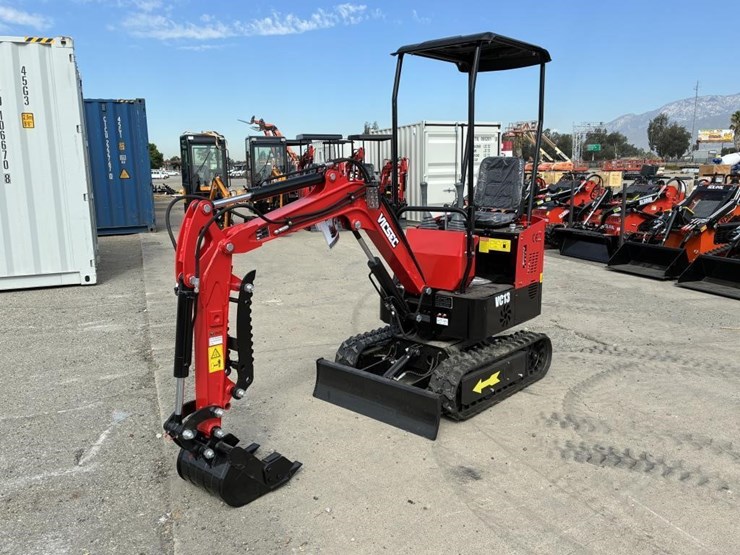 2025-vicsec-vc13-hydraulic-excavator-image-1