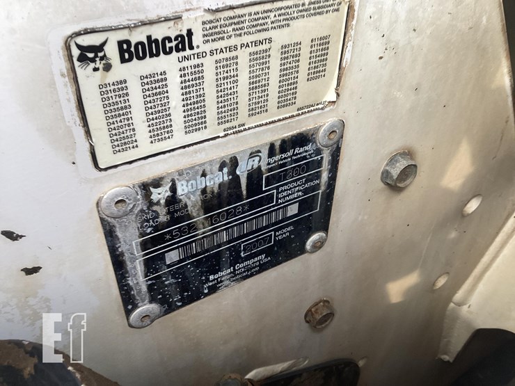 2007-bobcat-t300-image-24