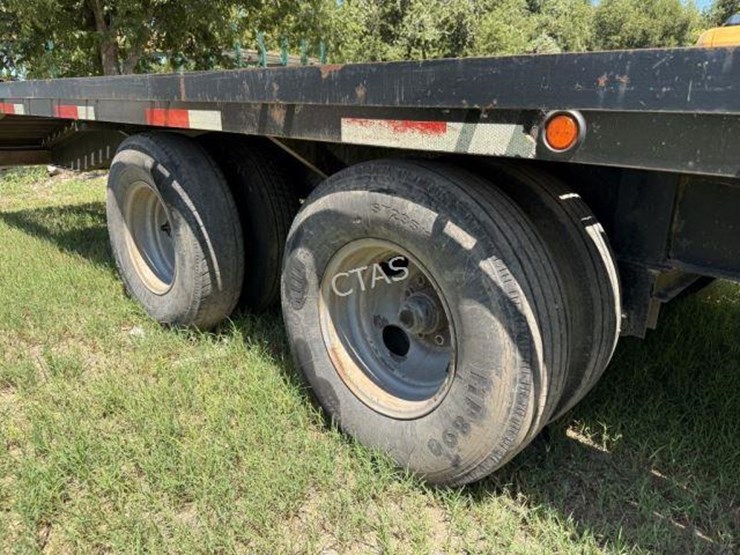 #92-•-ranch-king-26'-gooseneck-trailer-image-6