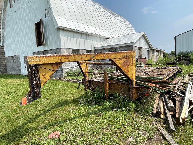 #5459-•-1975-dyna-weld-fifth-wheel-tir-axle-trailer-(has-wi-title)-image-2