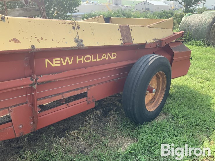 new-holland-155-image-15