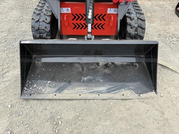 2025-sdlool-sl380-skid-steer-loader-image-5