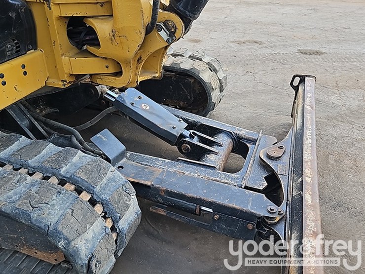 2020-caterpillar-306-cr-image-14