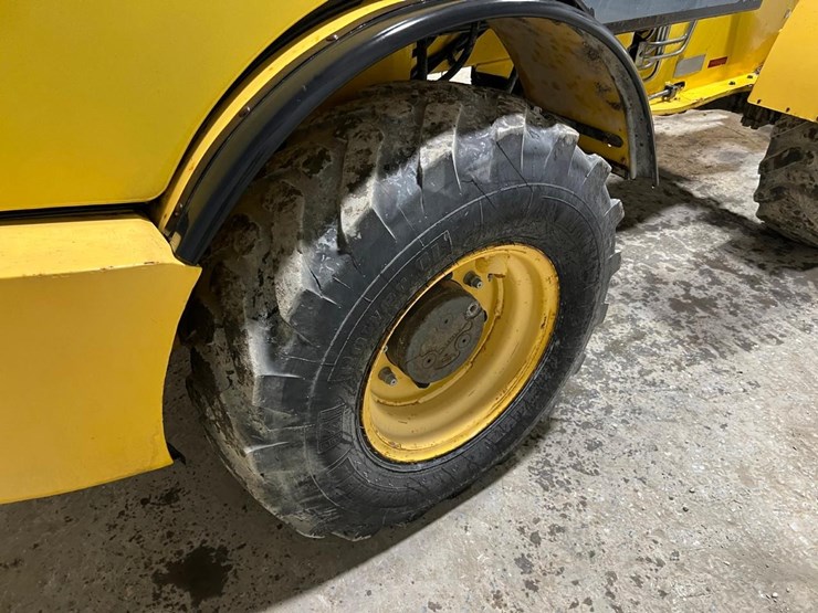 new-holland-w50tc-image-17