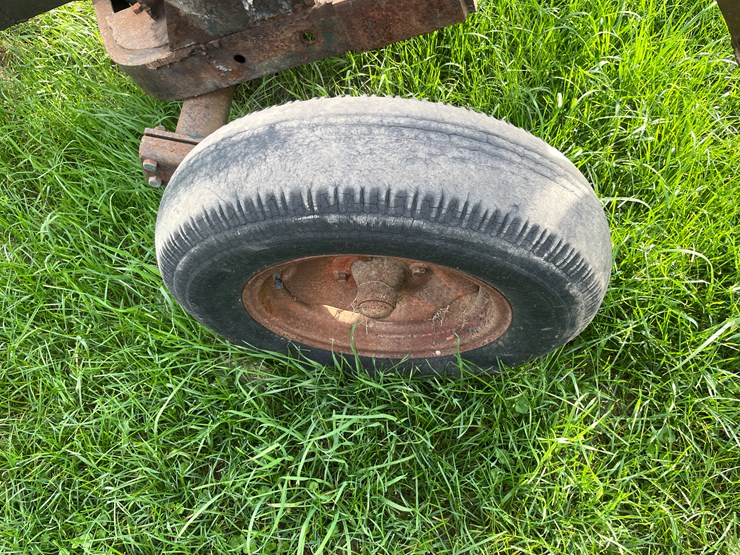 #5478-•-new-idea-pto-driven-buzz-saw-image-17