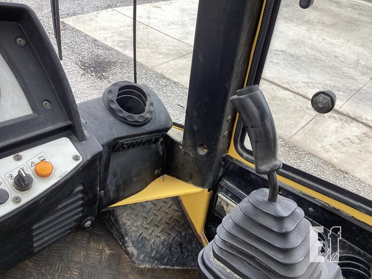 2008-bomag-bw177pdh-40-image-15