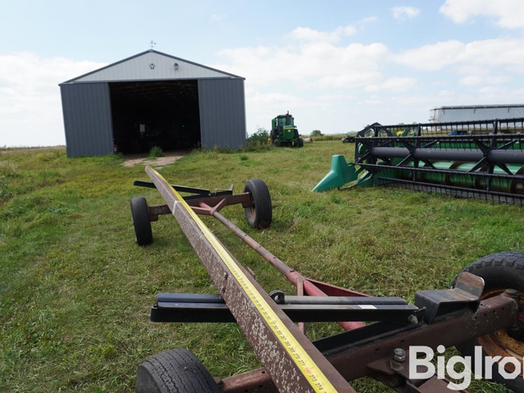 new-holland-26-image-10