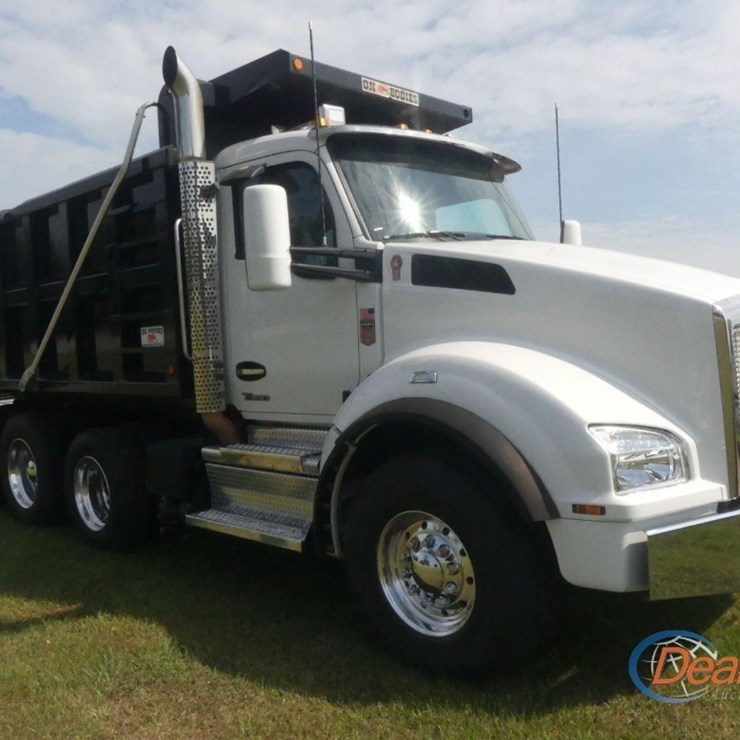 2024 KENWORTH T880