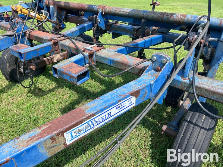 blu-jet-landwalker-image-15