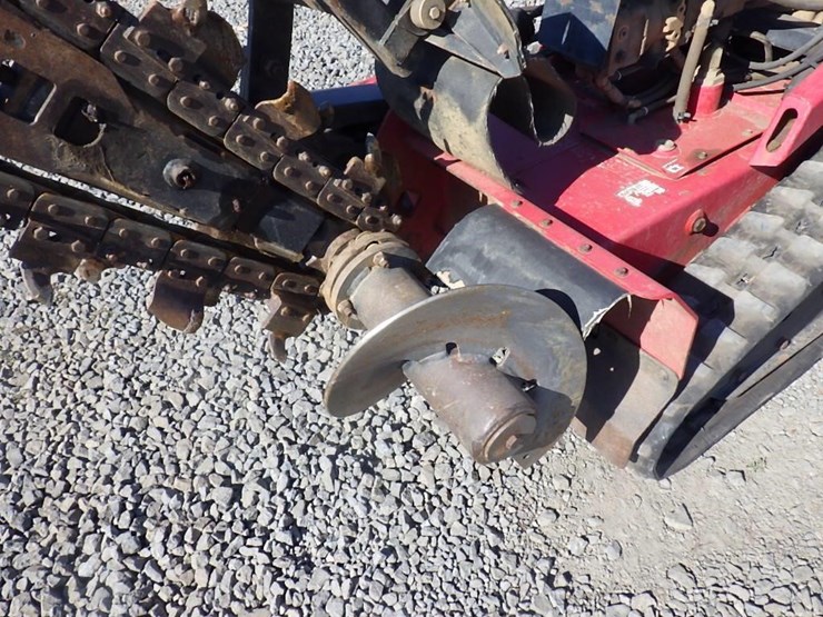 barreto-tracked-trencher-image-7