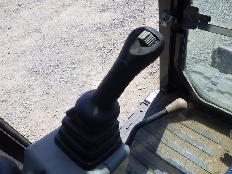 2019-bobcat-e85-image-27
