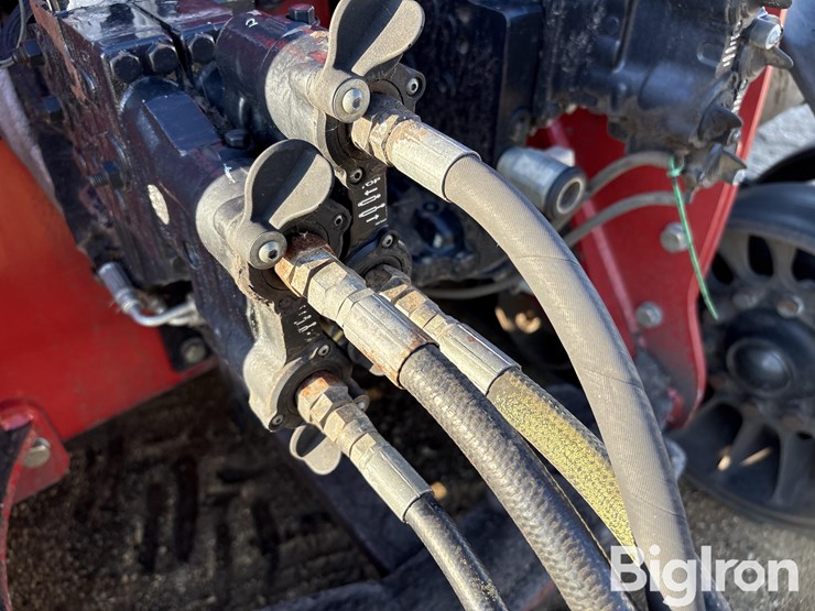 john-deere-635-image-10