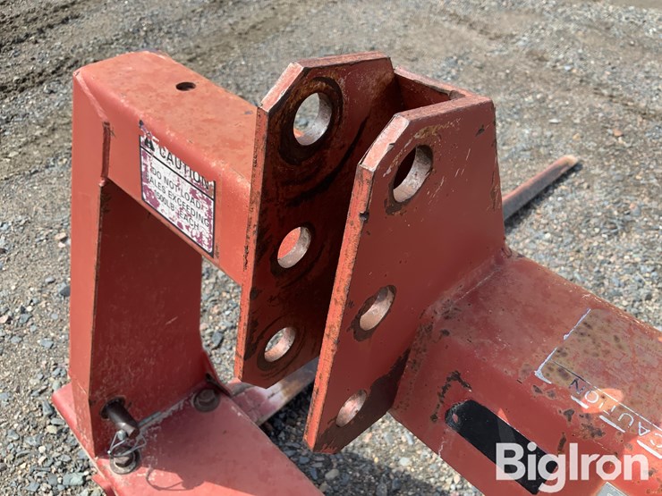 new-holland-80-image-12