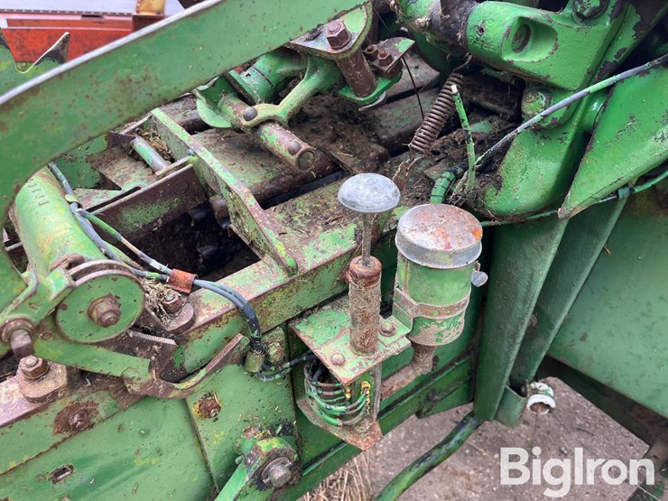 john-deere-214-image-16