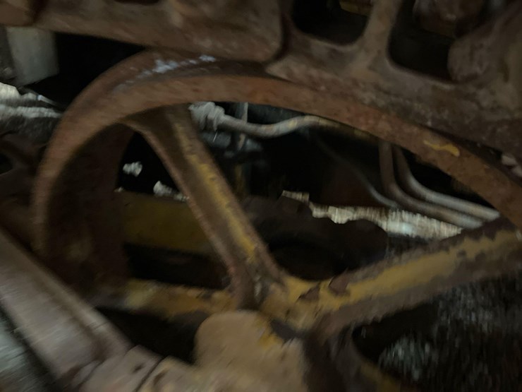 caterpillar-d2-image-36