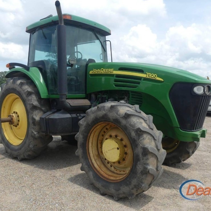 JOHN DEERE 7920