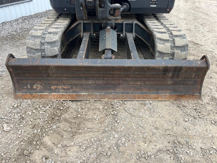 2022-bobcat-e88-image-12