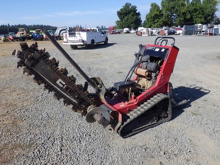 barreto-tracked-trencher-image-1