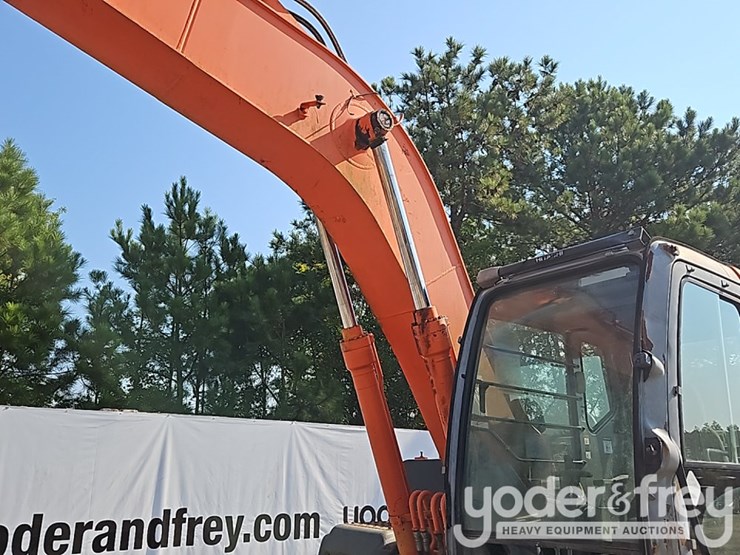 2006-hitachi-zx160-lc-image-18