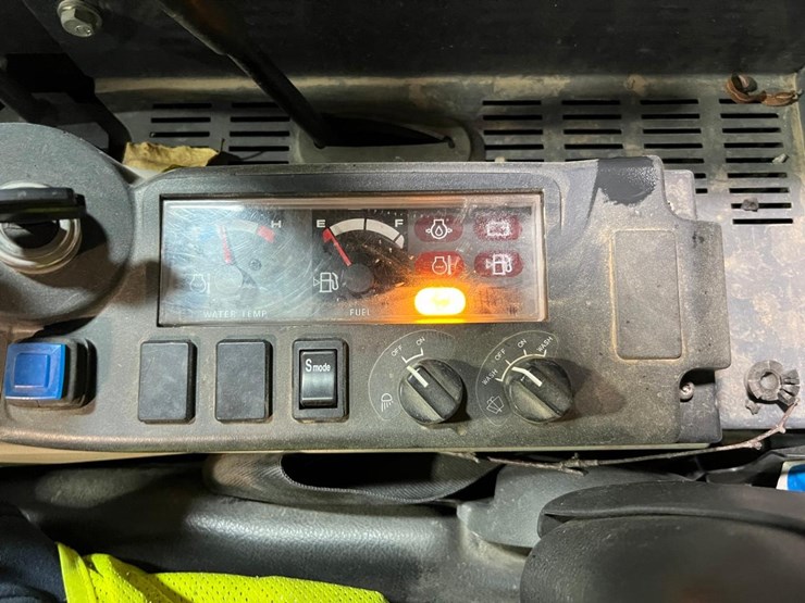 kobelco-sk35sr-6e-image-28