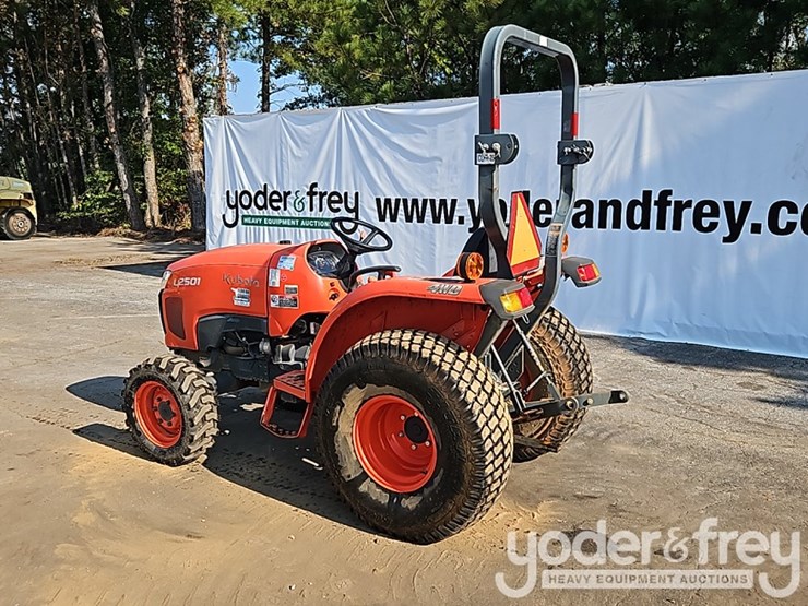 2020-kubota-l2501dt-image-3