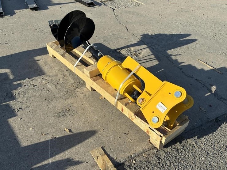 caterpillar-303-image-4