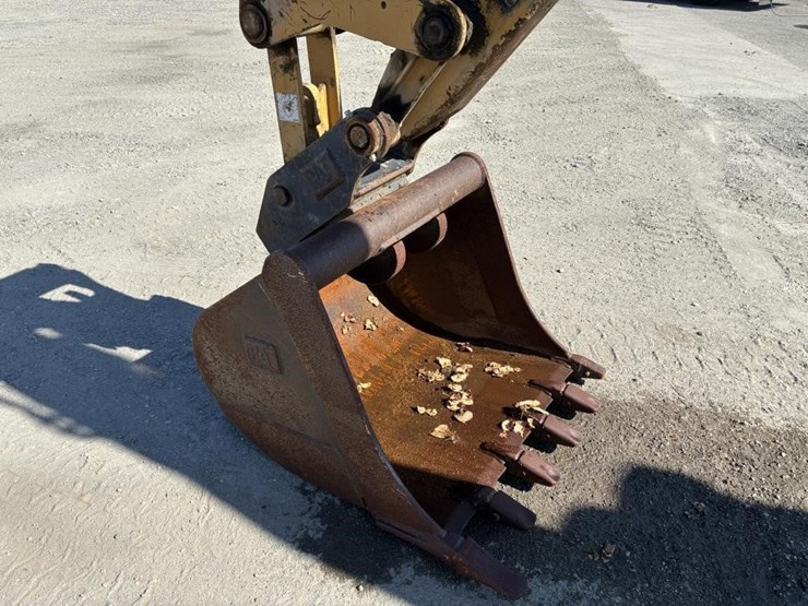 2005-caterpiller-420d-loader-backhoe-image-7