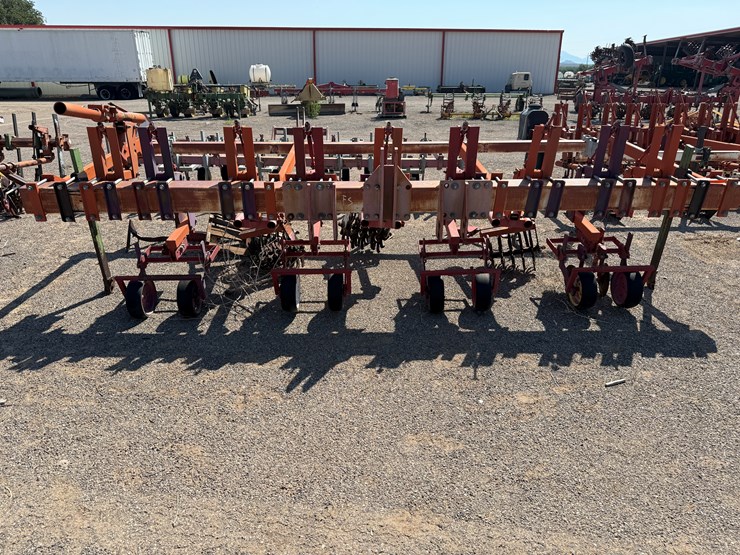#9111-•-david-koenig-4-row-cultivator,-3-pt-image-3