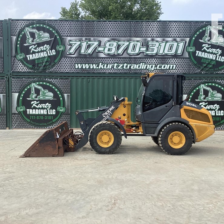 2021 DEERE 304L