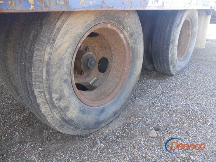 2001-eager-beaver-10ha-tag-trailer,-s/n-112htn3052l058712:-t/a,-pintle-hitch,-19'-deck,-5'-dovetail,-fold-down-ramps,-air-brakes,-16"-wheels,-two-10000-lb.-axles-image-6