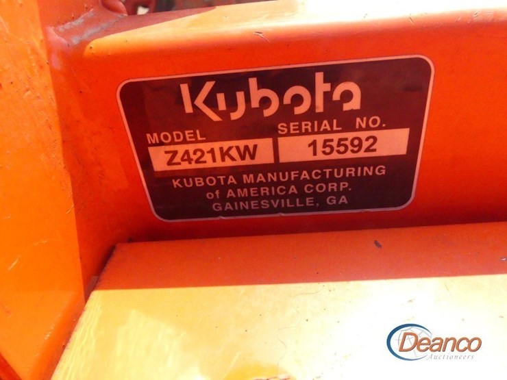2017-kubota-z421kw-zero-turn-mower,-s/n-15592:-rollbar,-gas-eng.,-54"-cut,-578-hrs-image-5