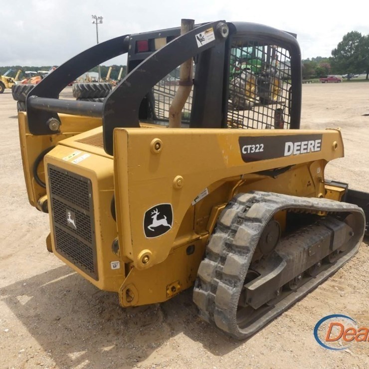 DEERE CT322